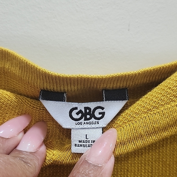 GBG Los Angeles Mustard  Crop Tops - Picture 2 of 5